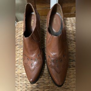 Reba booties